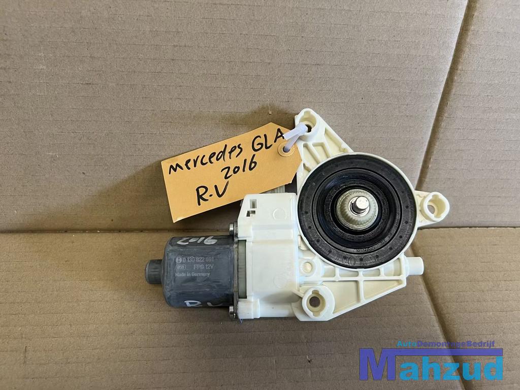 MERCEDES GLA X156 Rechts voor raammotor 2013-2019 A246906520, Auto-onderdelen, Gebruikt, Mercedes-Benz AG, Mercedes-Benz, Mercedesstrasse 120
70372  Stuttgart, DE