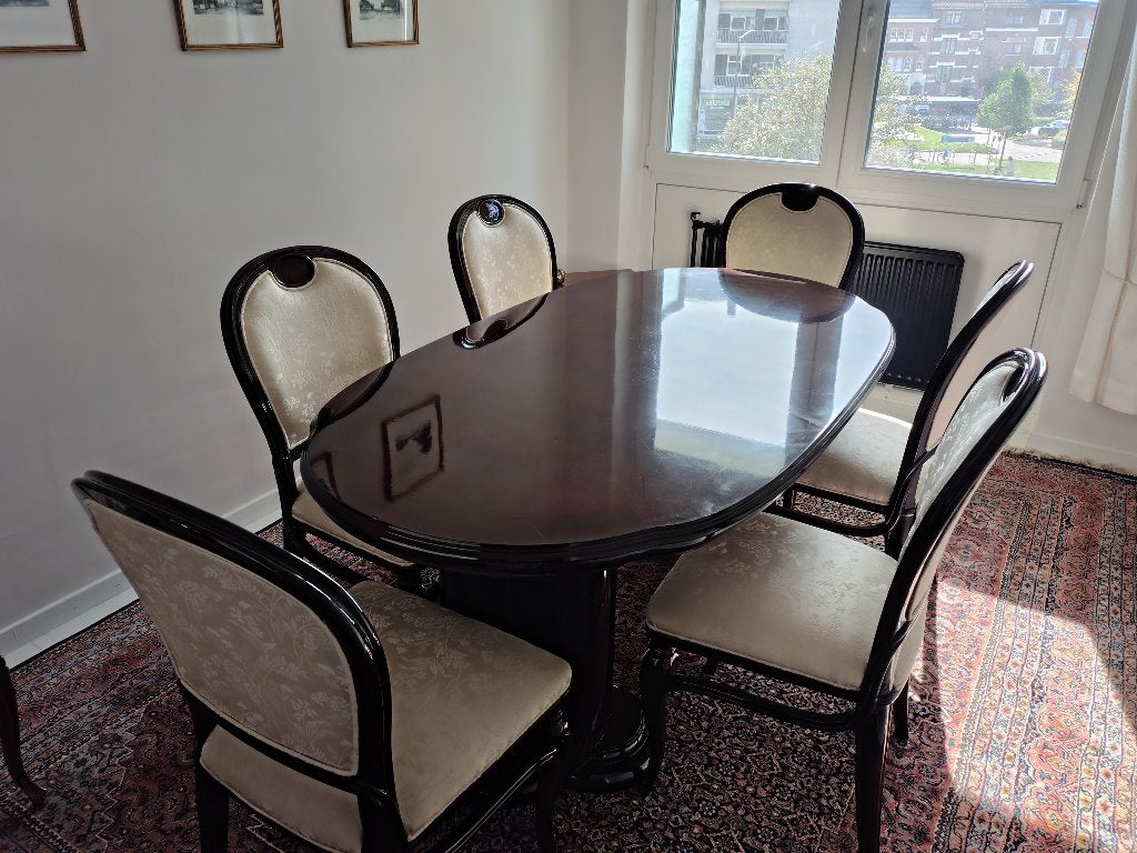 Eettafel met 6 stoelen, Ophalen, Gebruikt, 100 tot 150 cm, Klassiek mahonie meubilair met Art Deco-invloeden.