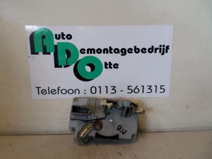 Serrure portière mécanique 4portes avant droite d'un Citro, -, 3 mois de garantie, Utilisé, -