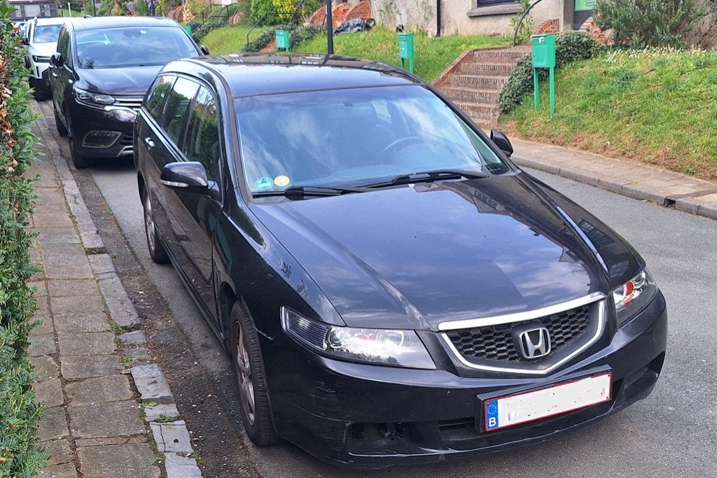 Honda Accord Tourer 2004 (Pièces / Export) – Radiateur neuf, Autos, Achat, 1700 kg, Boîte manuelle, Noir