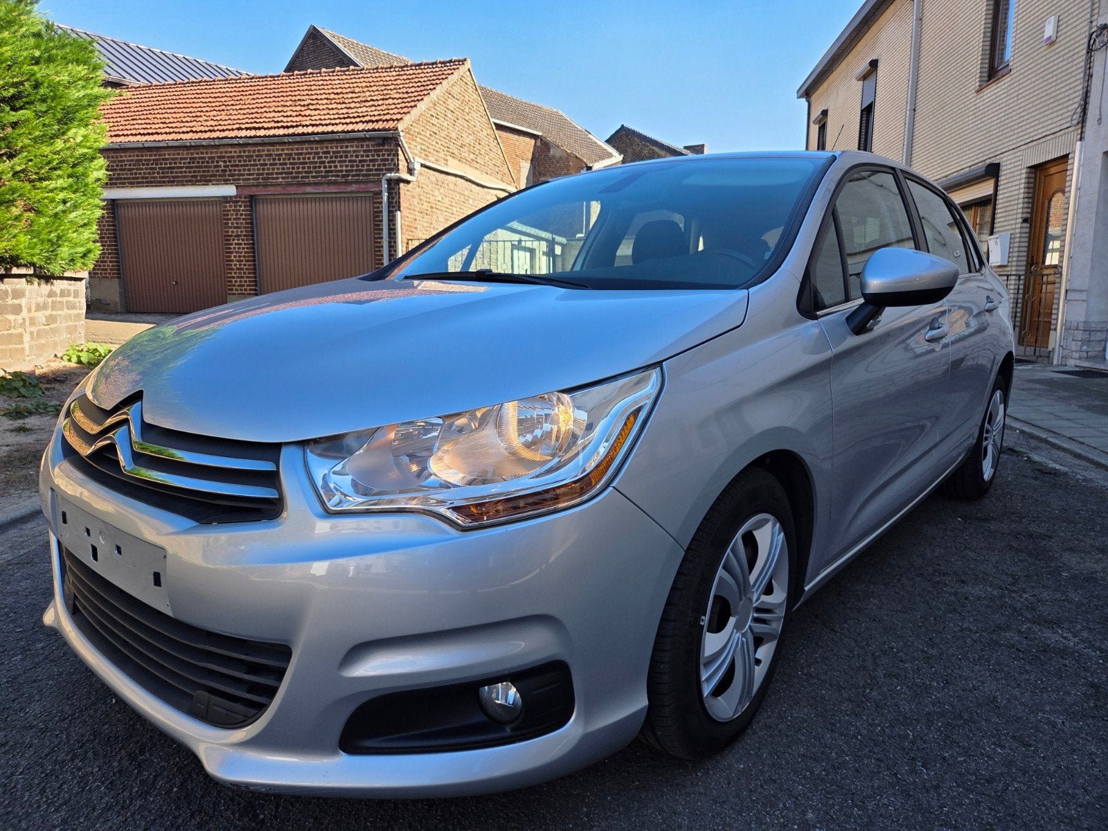 Citroën C4 1.4VTi*Clim*Euro5*Prête a immatriculée!!!, Autos, Achat, Boîte manuelle, Volant multifonction, Noir