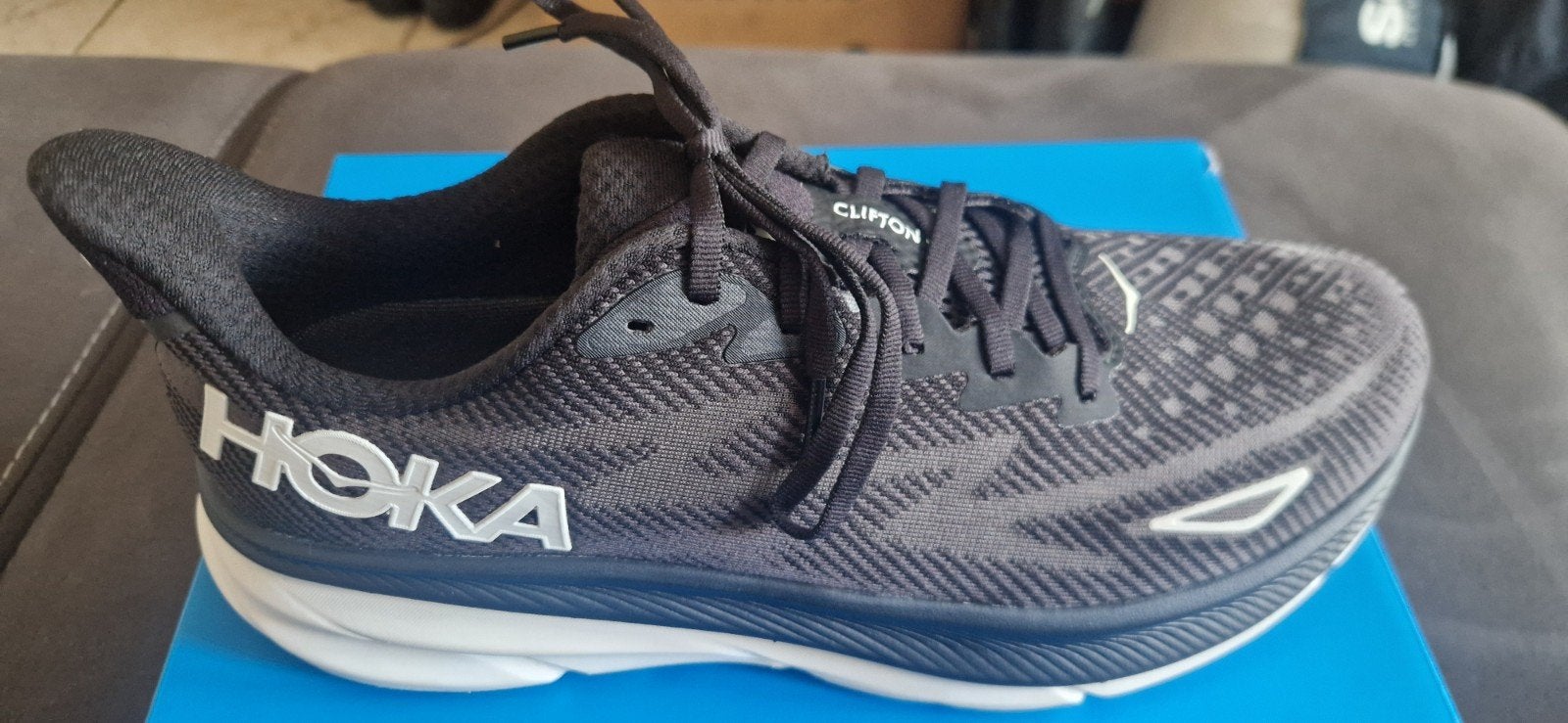 Nieuwe Hoka Clifton 9 maat 44 (43), Ophalen