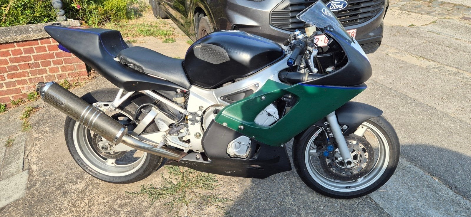 yamaha r6 piste, Particulier