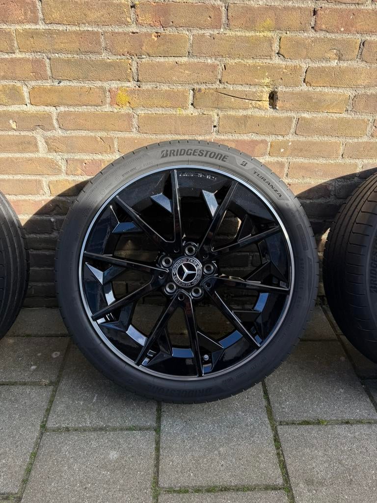 Jantes noires d'origine Mercedes Cla C174 AMG de 19 pouces., Pneus et Jantes, 255 mm, Véhicule de tourisme, Pneus été