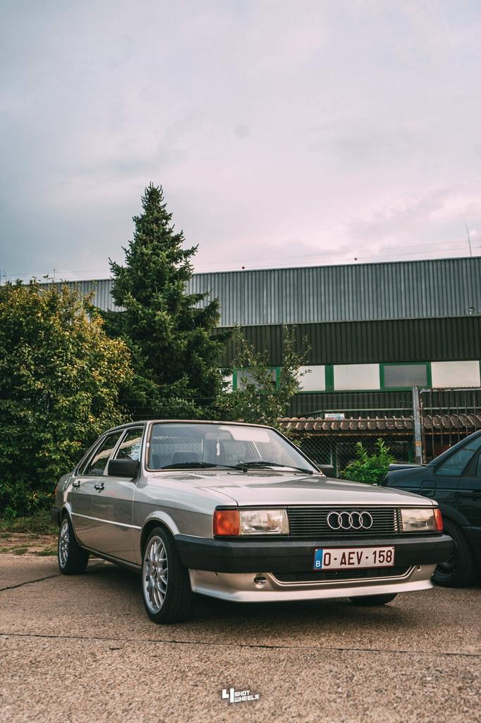 Audi 80 B2 oltimer, Auto's, Audi, Voorwielaandrijving, Stof, 4 cilinders, 1600 cc