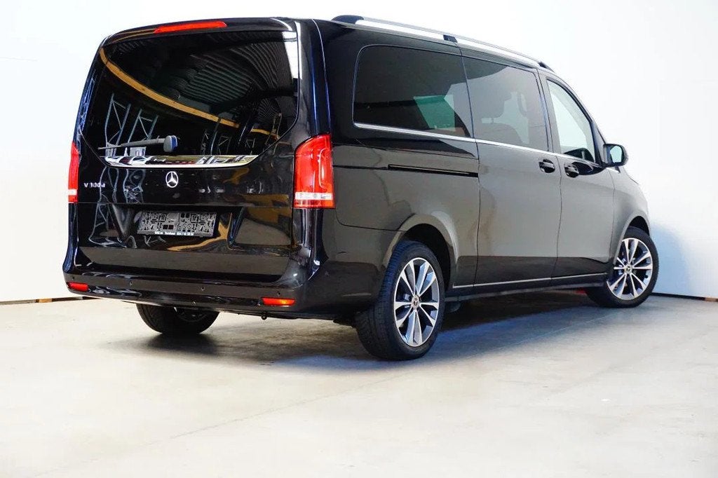 Mercedes-Benz V-Class 300 d (automatique), Autos, Cuir, 8 places, Euro 6, Entreprise