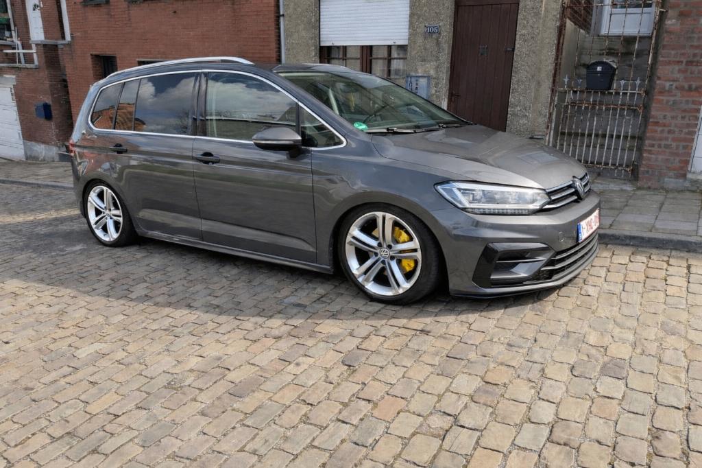 Jante 18 avec pneus pirelli, Autos : Pièces & Accessoires, Pneus été, Enlèvement, Utilisé, Pneu(s)