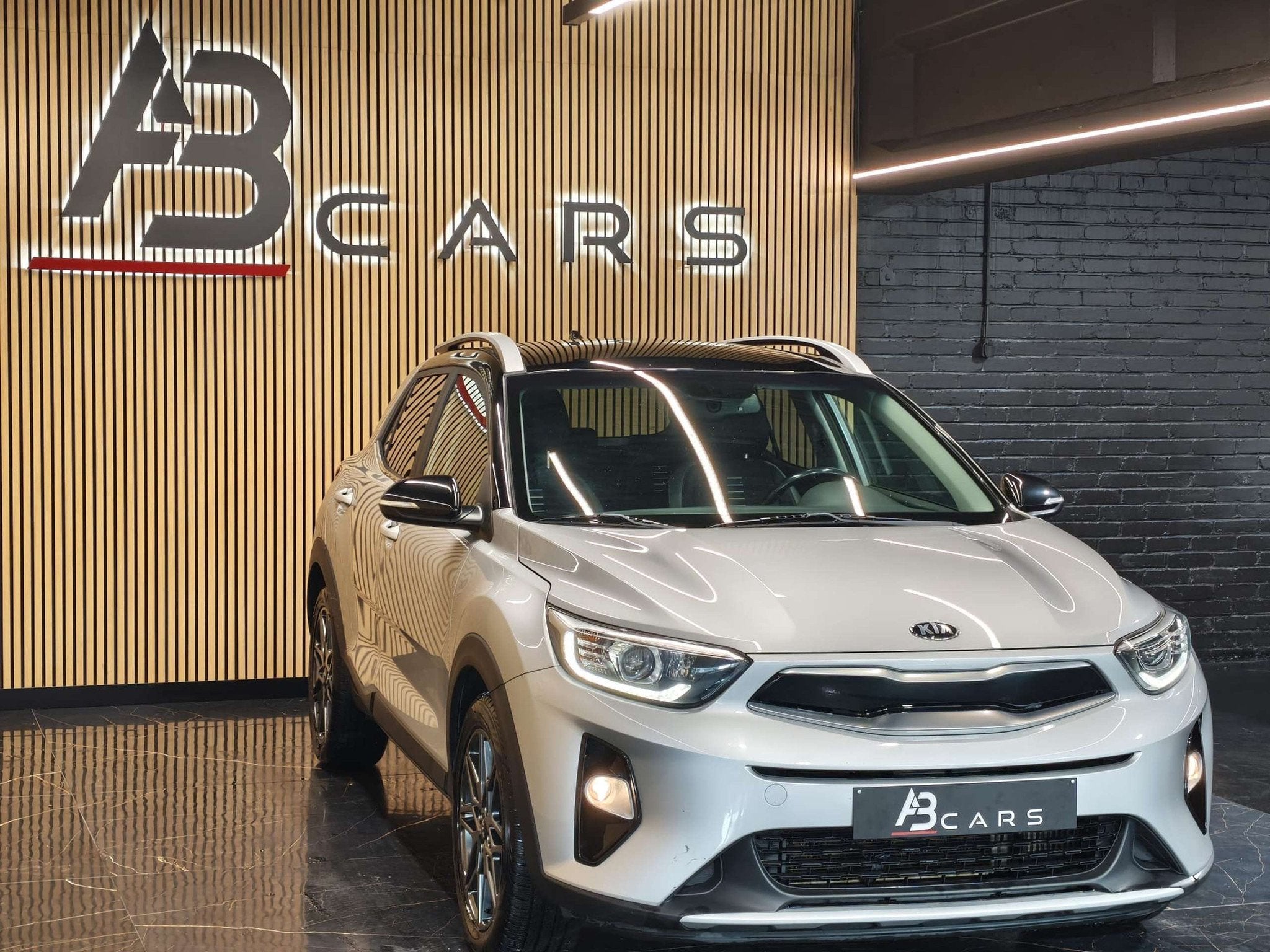 Kia Stonic 1.0TSI * 1ER PRORPIO * GARANTIE 12 MOIS *, Autos, Argent ou Gris, Achat, 998 cm³, Euro 6