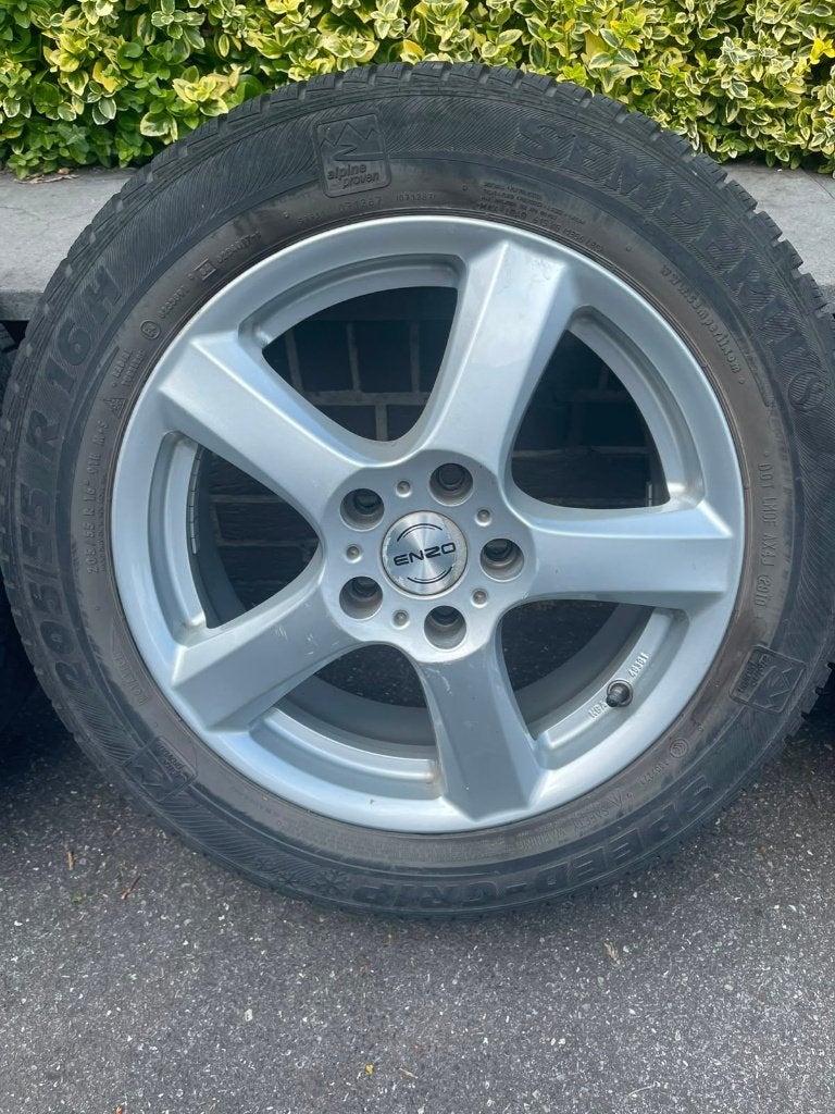 4 aluminiumvelgen met winterband - Ford Focus, Auto-onderdelen, Ophalen, Gebruikt, Velg(en), 16 inch