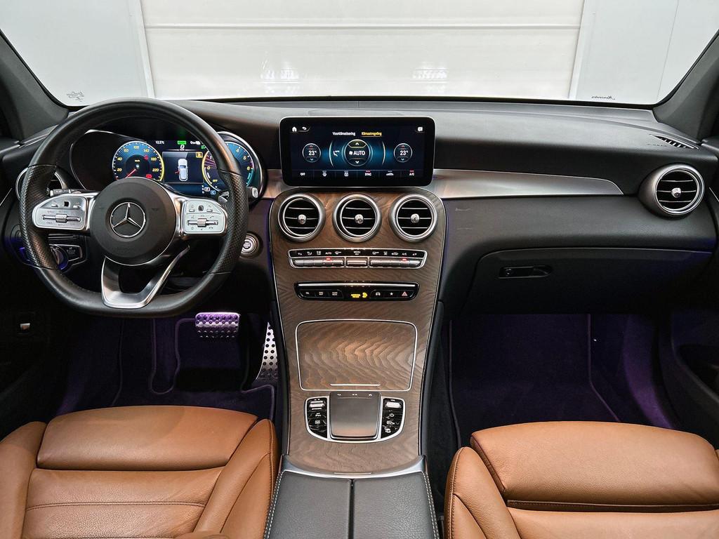 Mercedes-Benz GLC-Klasse 300 DE 4MATIC SUV AMG Line Dodehoek, Auto's, Automaat, 2000 kg, Blauw, Plug-in hybride