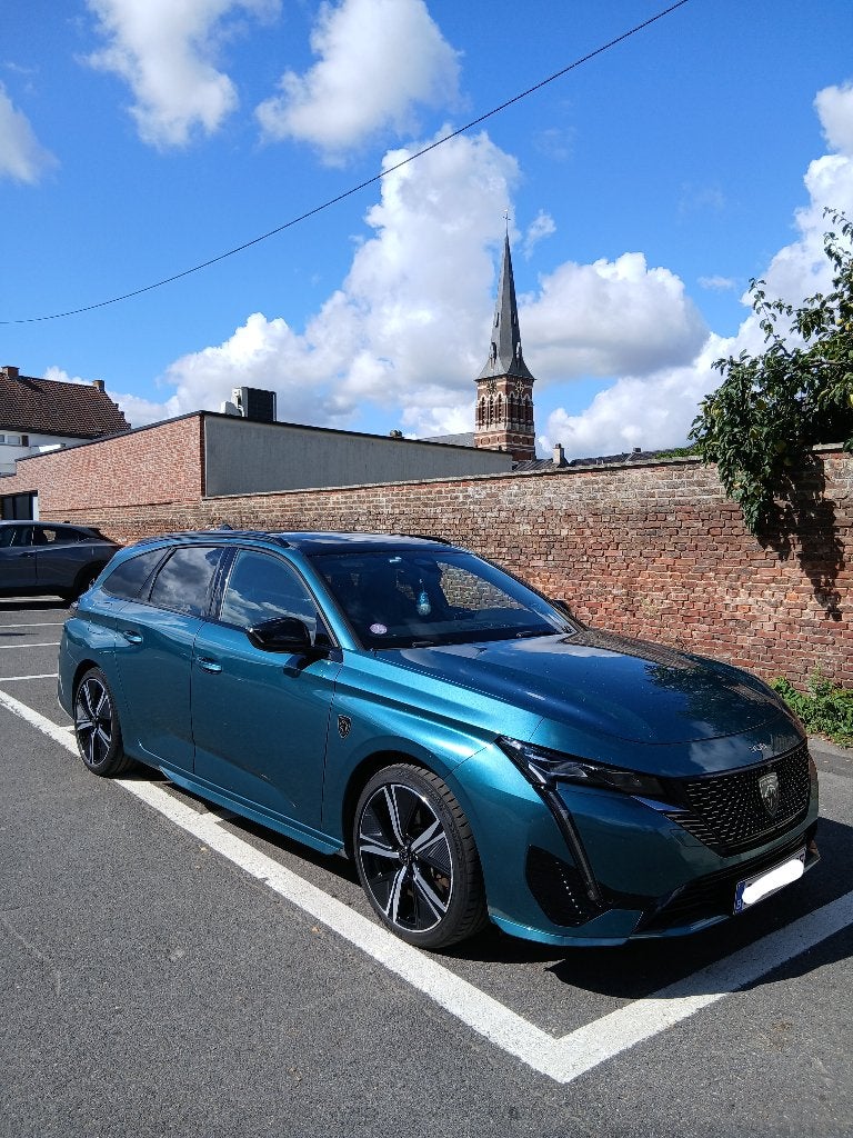 Peugeot 308 SW PHEV 1.6 GT, Autos, Peugeot, Cuir, Euro 6, Commande vocale, Bleu