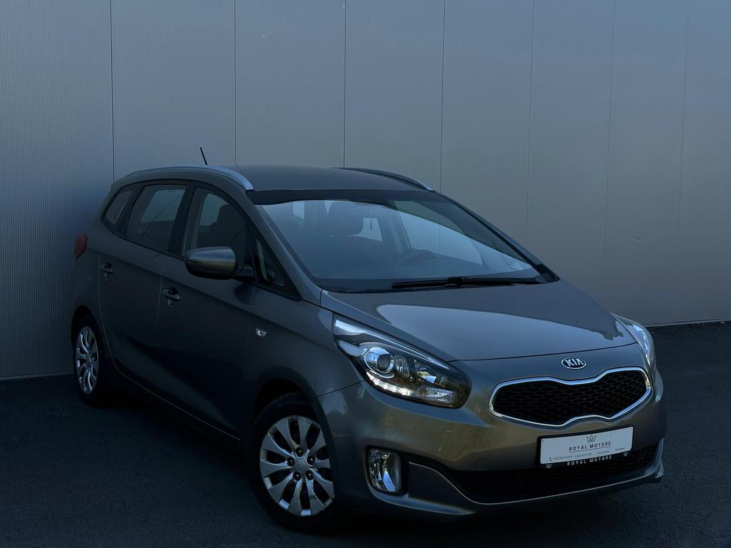 Kia Carens 1.6 GDi Lounge Euro 6b seulement 145.000 km, Autos, Euro 6, Entreprise, Noir, 5 portes