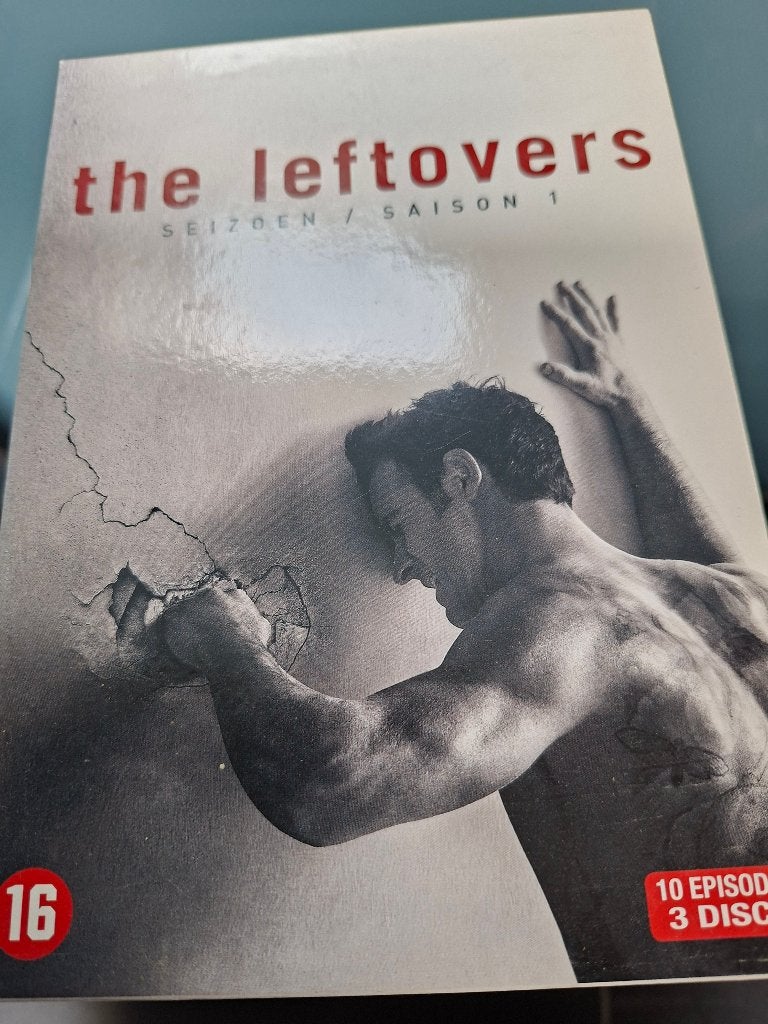 dvd - the leftovers - seizoen 1 - 3 disc - doos 4, Cd's en Dvd's, Bonusmateriaal, Vanaf 16 jaar, Seizoen 1, Science Fiction en Fantasy