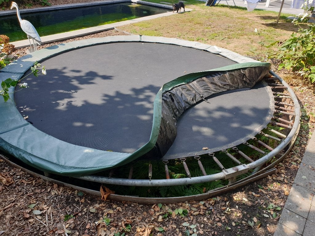 Trampoline, Ophalen, Gebruikt