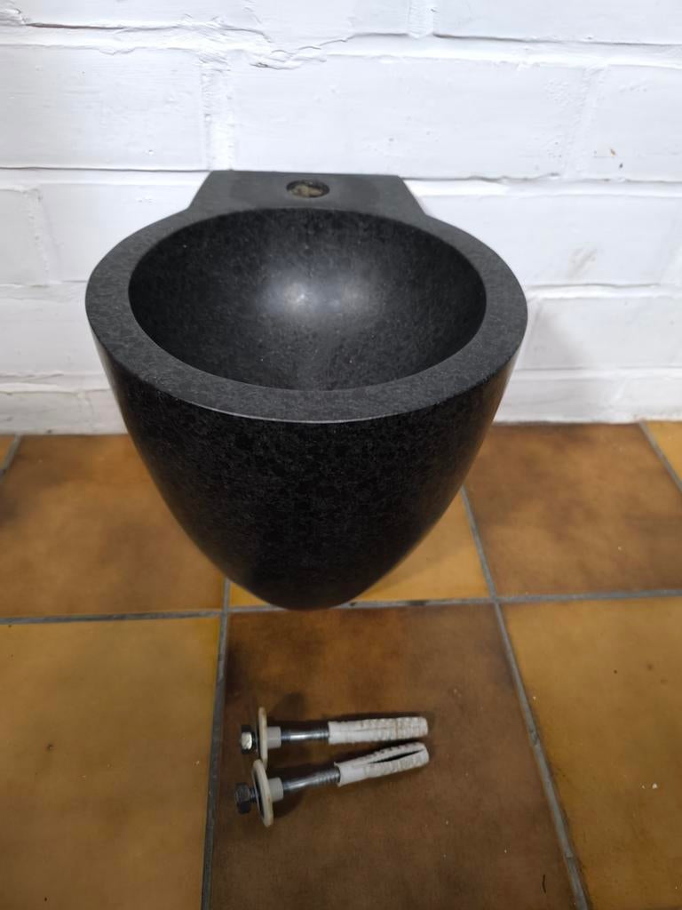 Handwasser / fontein Clou, Enlèvement, Lavabo