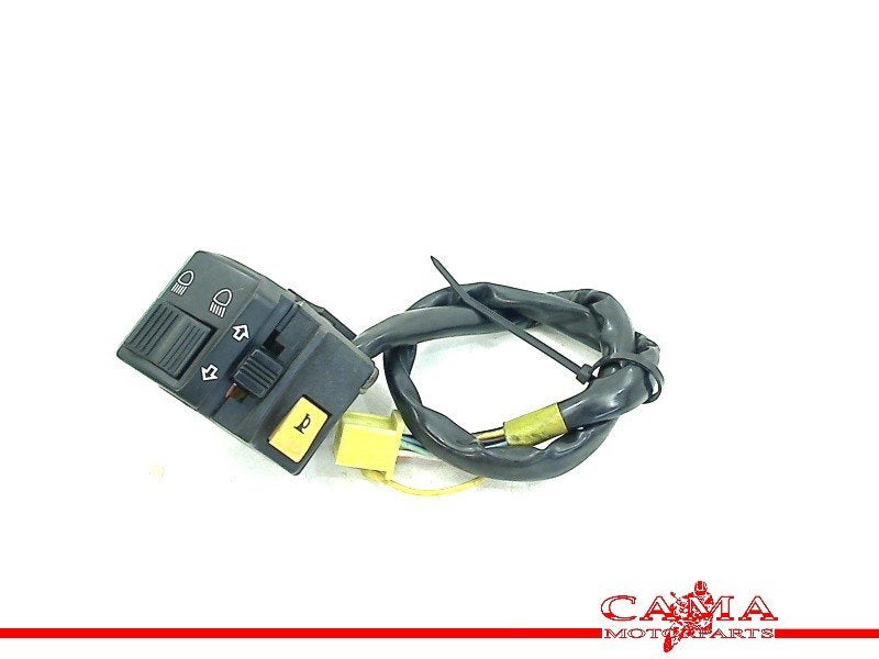 STUURSCHAKELAAR LINKS Suzuki GS 500 E 1989-2003 (GS500E), Motoren, Dhr. S. di Majo, Gebruikt, Info@cama-motorparts.nl, P.J. Troelstraweg 8 8
3144 CX  MAASSLUIS, NL
