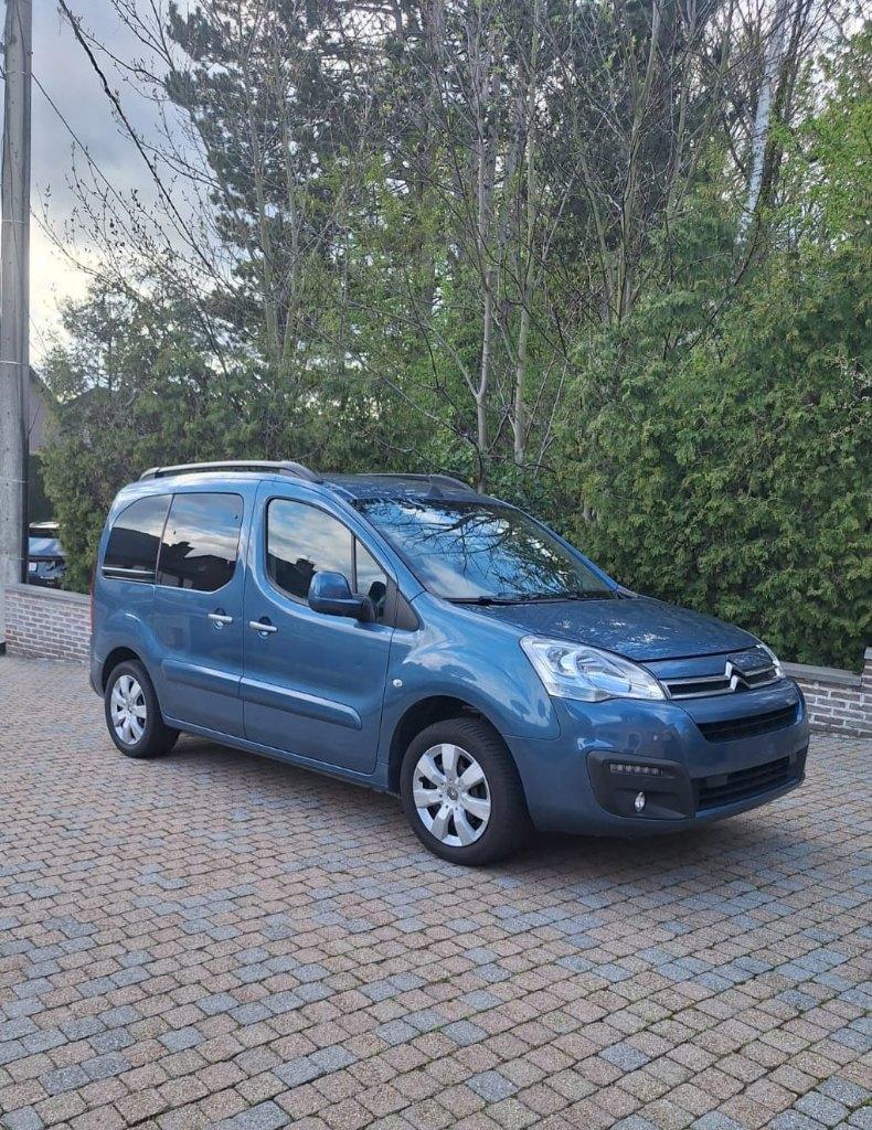 Citroën Berlingo, Autos, Citroën, Particulier, Berlingo, ABS, Caméra de recul, Airbags, Air conditionné, Climatisation automatique