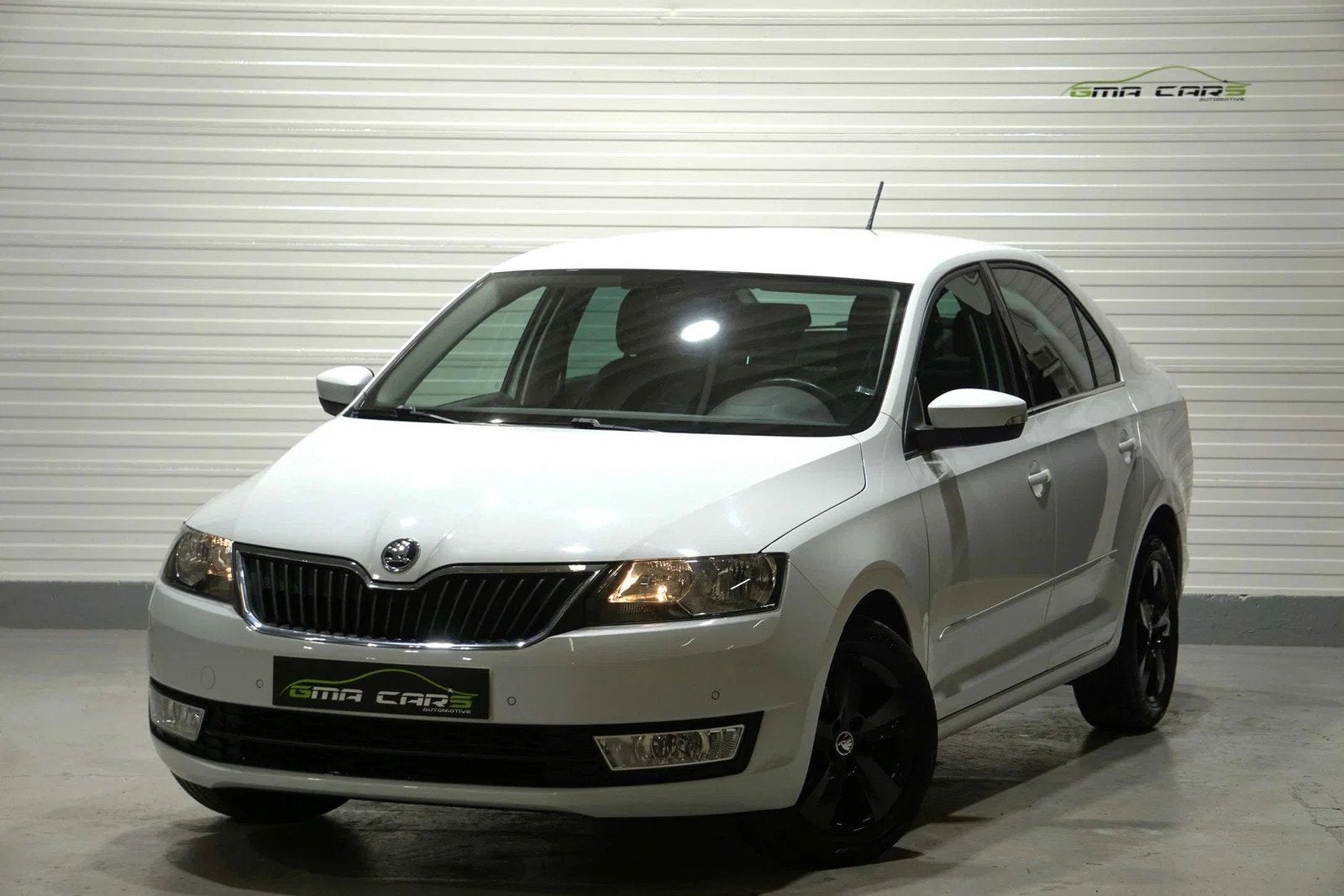 Skoda Rapid Rapid/Spaceback 1.2 TSI Benzine Automaat-Navi-Ai, Auto's, Automaat, Stof, Gebruikt, 4 cilinders