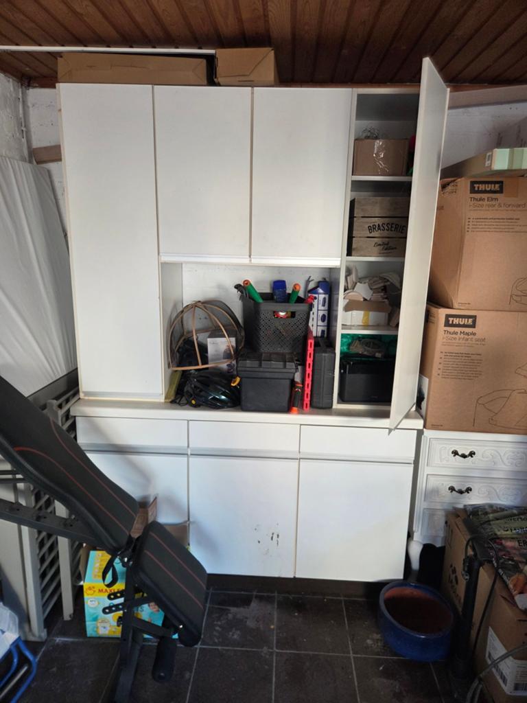 Witte Kast voor in berging/garage, Ophalen