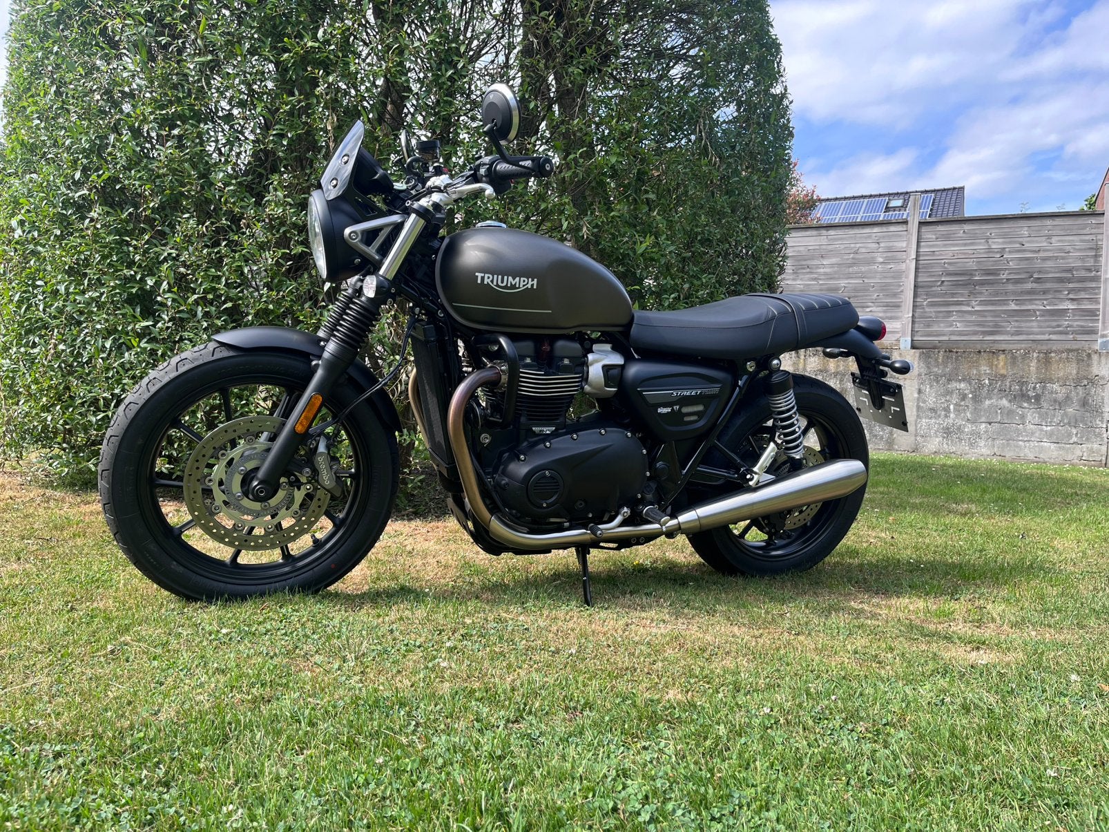 Triumph Street Twin 900, Motos, Motos | Triumph, Permis Moto A, Occasion, Plus de 35 kW, 2 cylindres