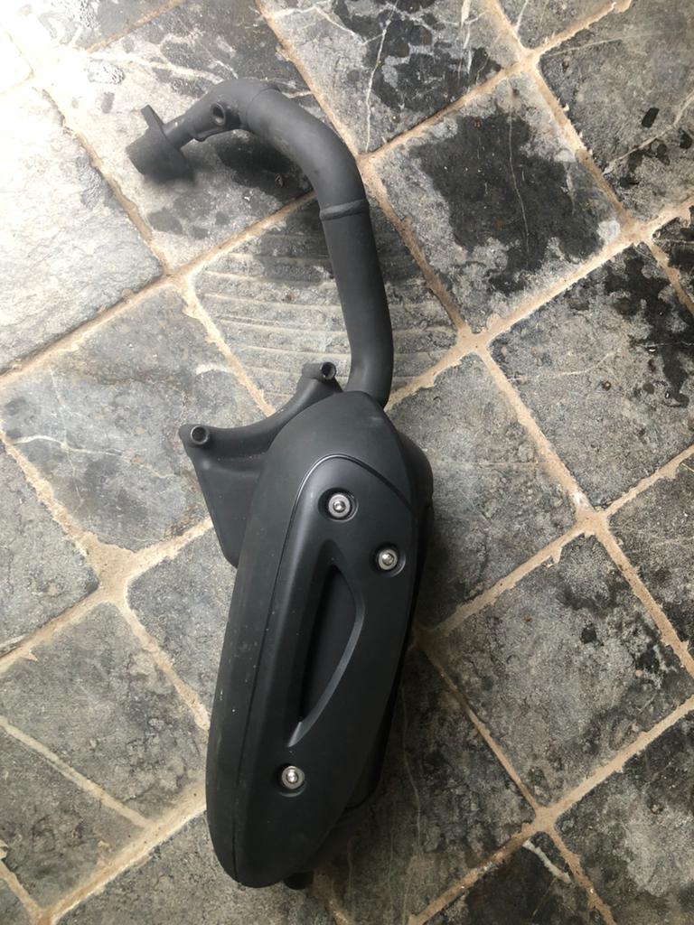Nieuwe uitlaat piaggio zip, Ophalen, Zo goed als nieuw, Uitlaat, Piaggio