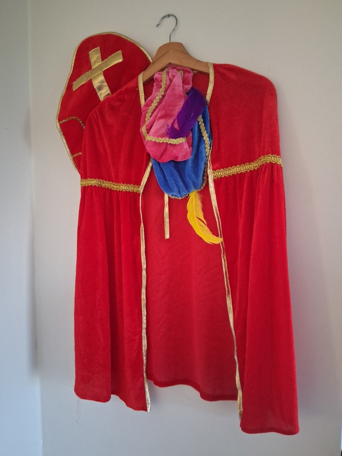 Costumes du Père Noël, Enlèvement