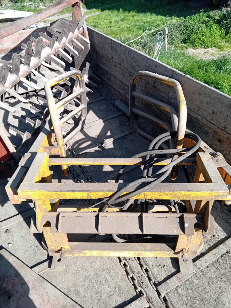 Pince à balles hydraulique, Enlèvement