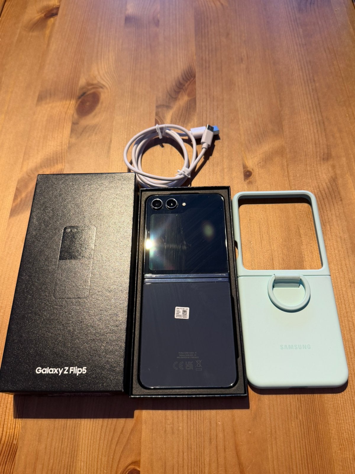 Samsung Galaxy Z Flip5, Ophalen, Zo goed als nieuw, Zwart