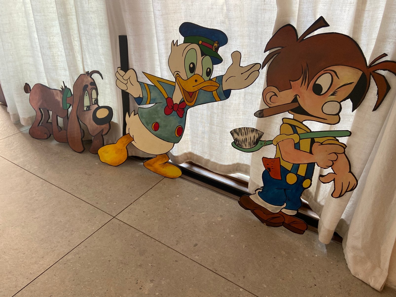 Disney figuren uit hout gesneden, Verzamelen, Ophalen, Gebruikt