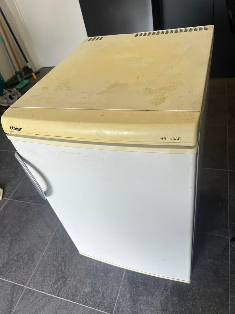 Haier koelkast, 100 tot 150 liter, 45 tot 60 cm, Ophalen, 85 tot 120 cm