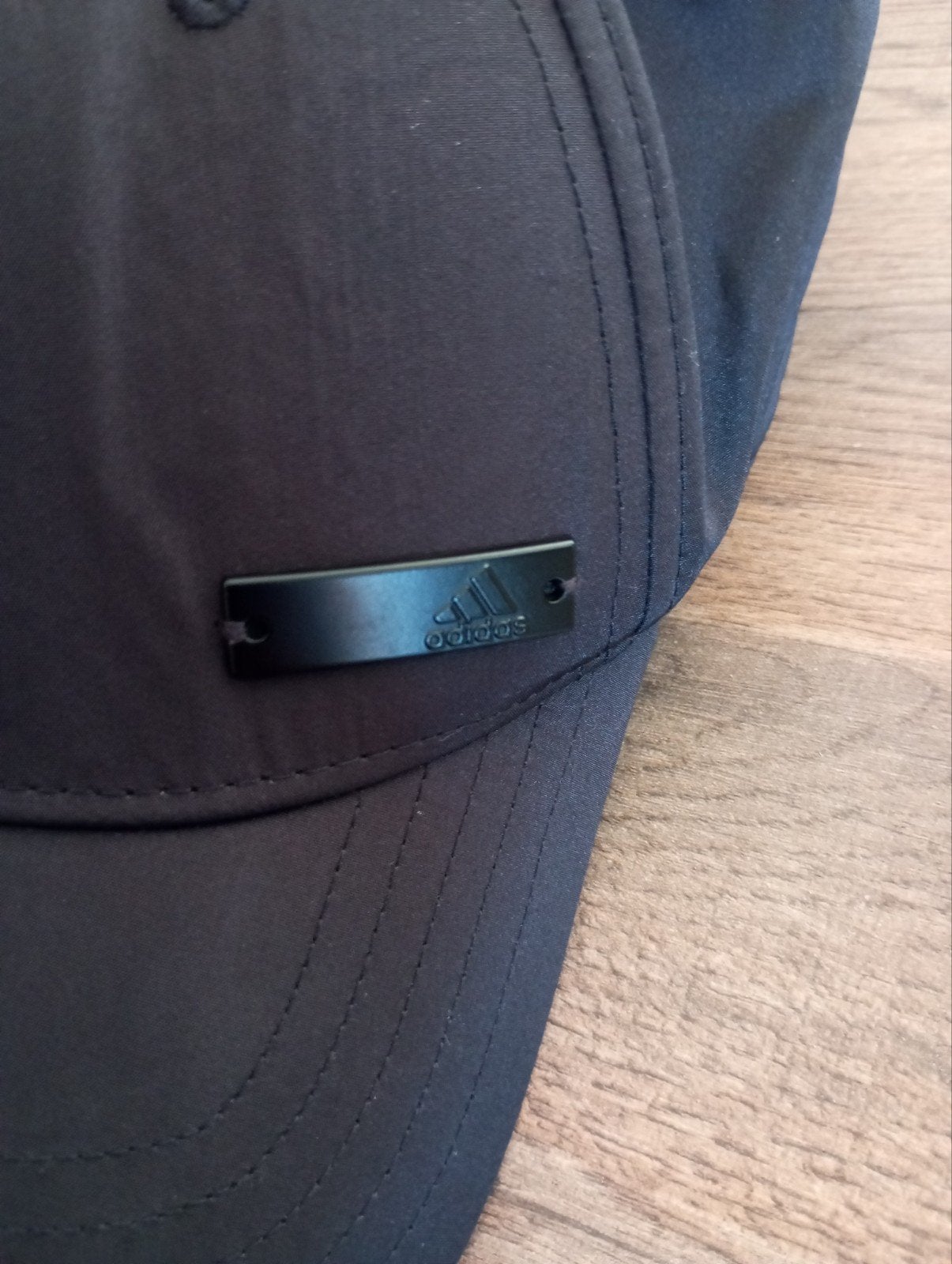 casquette noir adidas age 11 an et autre, Vêtements | Hommes, Chapeaux & Casquettes, Enlèvement, Casquette
