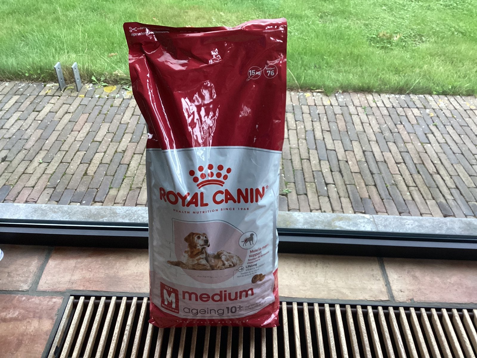 15kg Royal canin medium aging 10+, Dieren en Toebehoren, Ophalen, Hond