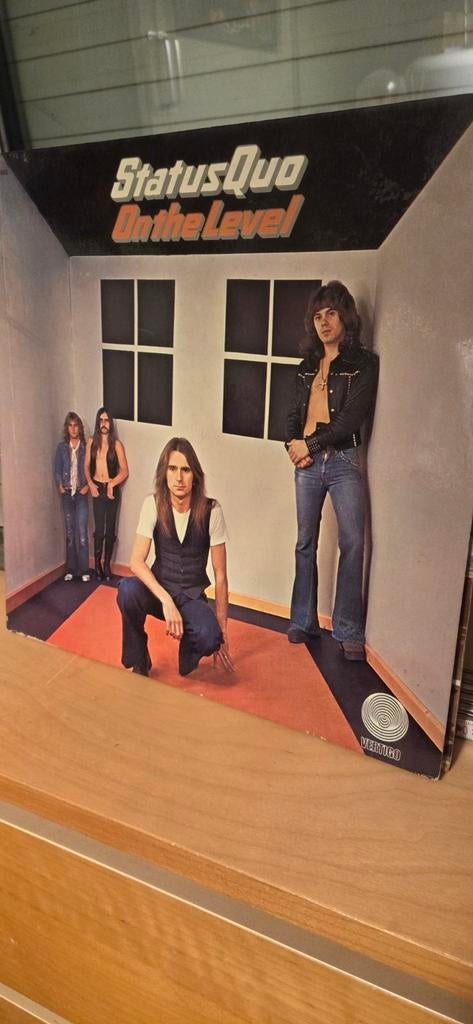 StatusQuo. LP., Ophalen