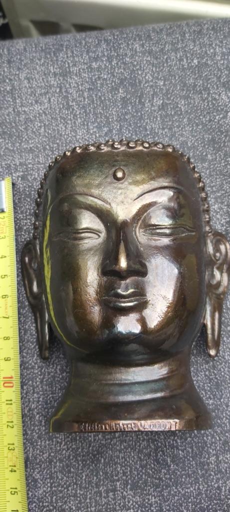 statue de Bouddha des années 1980, Enlèvement