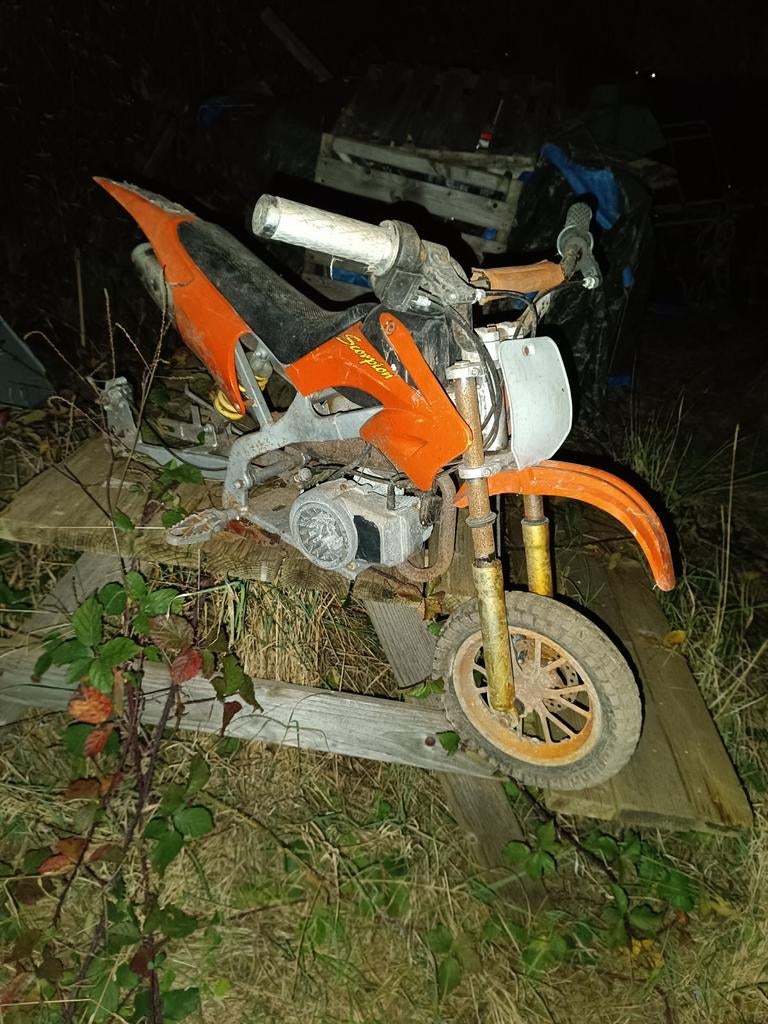 Lot de Moto cross enfant et pocket bike a restaurer