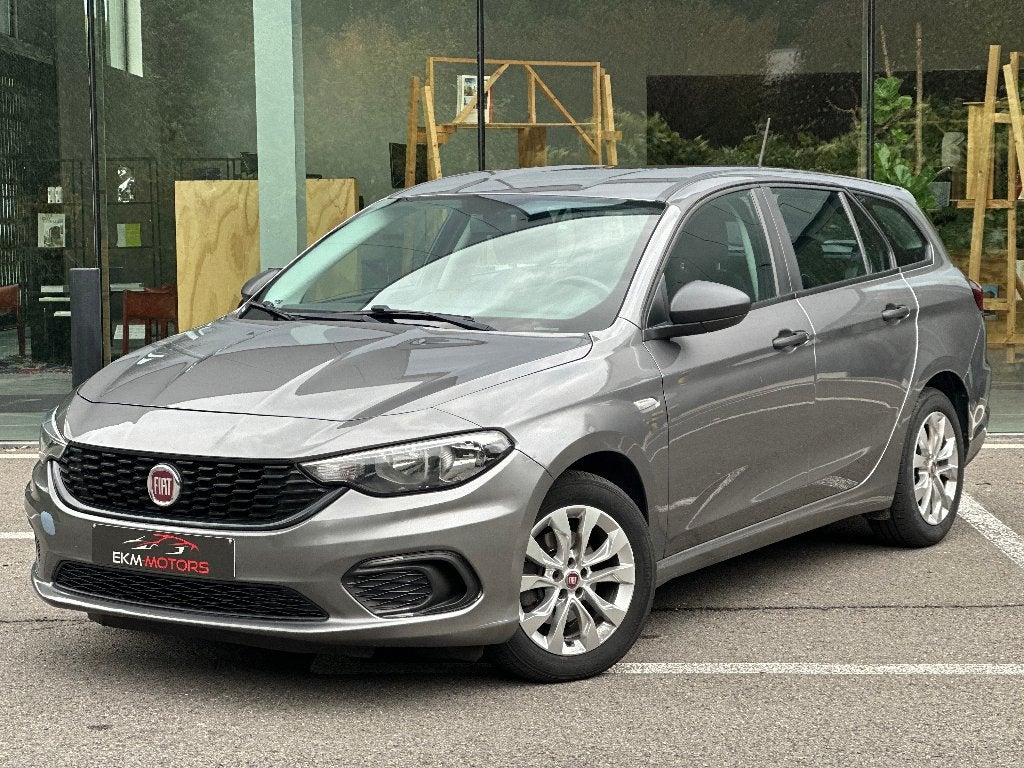 Fiat Tipo 1.4/Climatisation/NAVI/140212km, Autos, Fiat, https://public.car-pass.be/vhr/b65a26c1-0ac8-493f-8ef2-6e39126fec57, Argent ou Gris