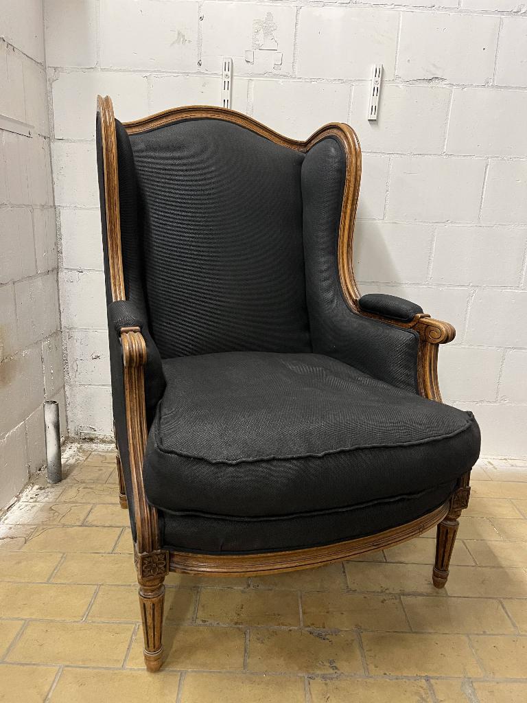 Bergère fauteuil in Louis XVI-stijl — gerestaureerd, Antiek en Kunst, Ophalen