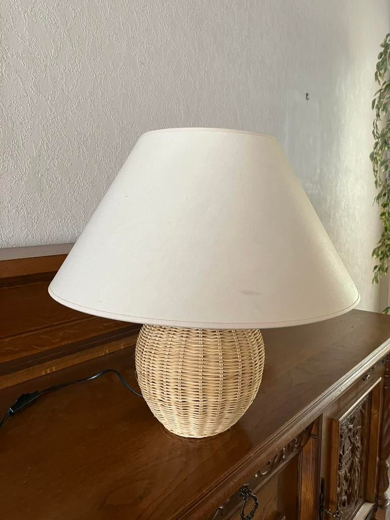 - Oude rieten tafellamp, Ophalen, Gebruikt