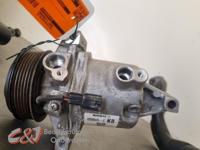 Pompe clim d'un Renault Express, Renault, -, 3 mois de garantie, Utilisé