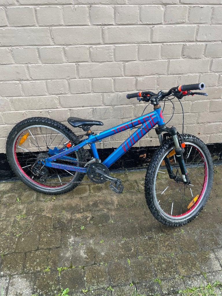 Scott voltage blauwe 24 inch kinderfiets, Fietsen en Brommers, Fietsen | Kinderfietsjes, Zo goed als nieuw, 20 inch of meer, Velgrem