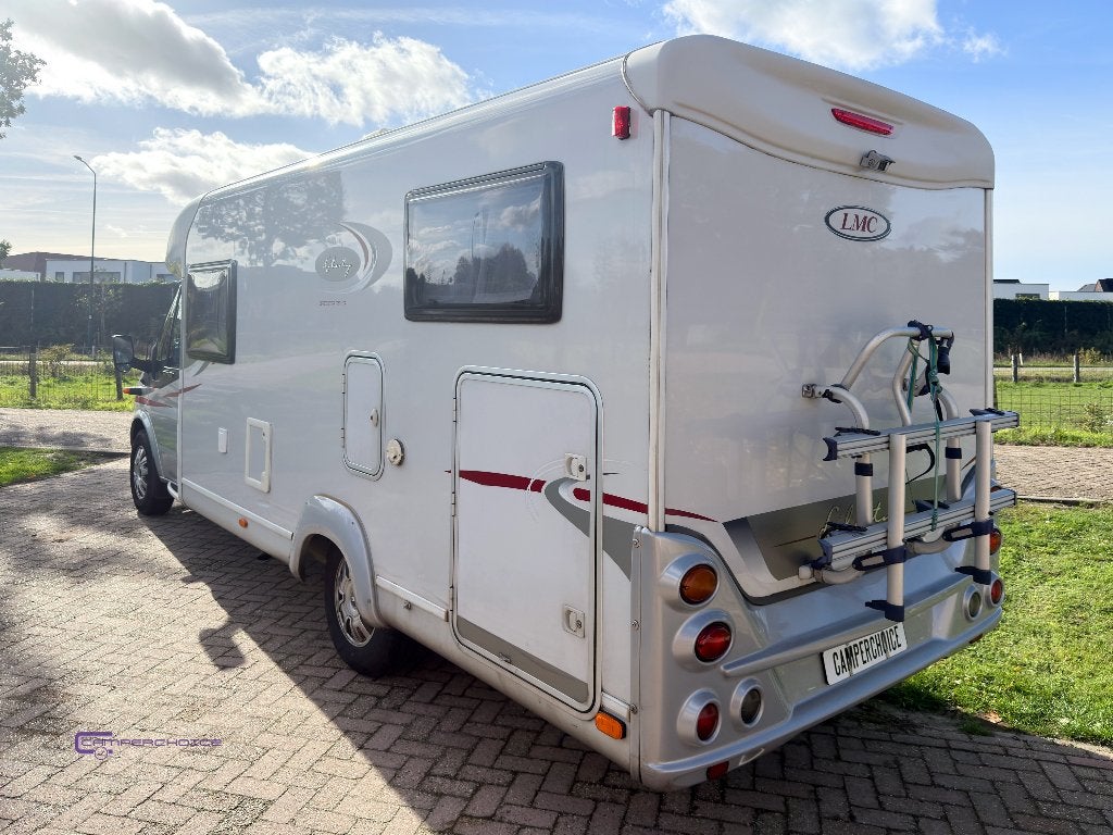 LMC Breezer 654 G | 2010 | 150PK | EURO 5 | lengtebedden |, Caravans en Kamperen, Ringverwarming, Ford, Raamblindering, 6 tot 7 meter