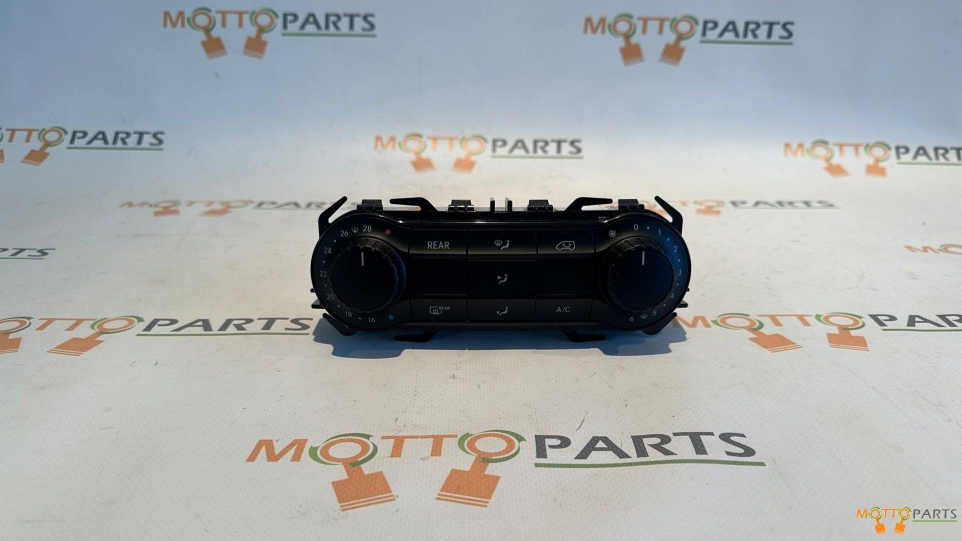 Mercedes Aircobedieningspaneel Vito W447 EQV  A4479003518, Gebruikt, -, -, Ophalen of Verzenden