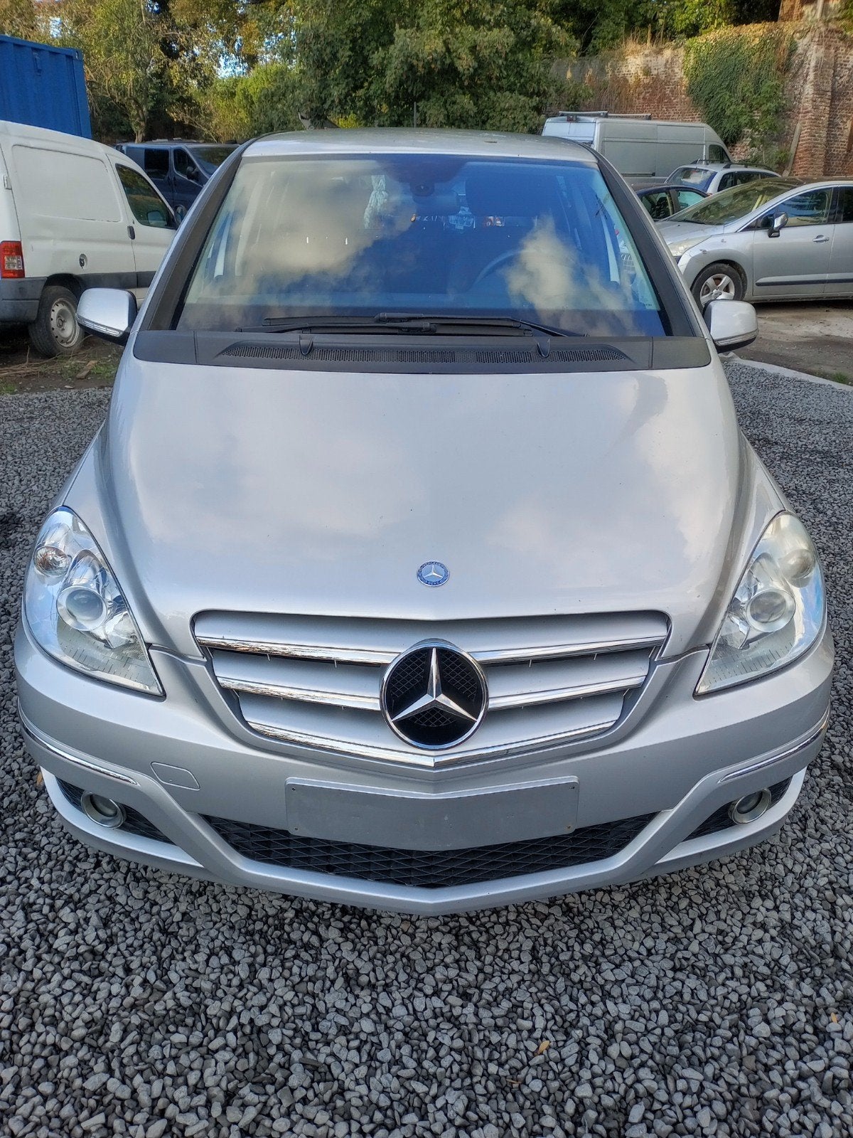 Mercedes B200 CDI 2010 très propre 210km airco 1ere main, Autos, Argent ou Gris, Achat, Boîte manuelle, Particulier