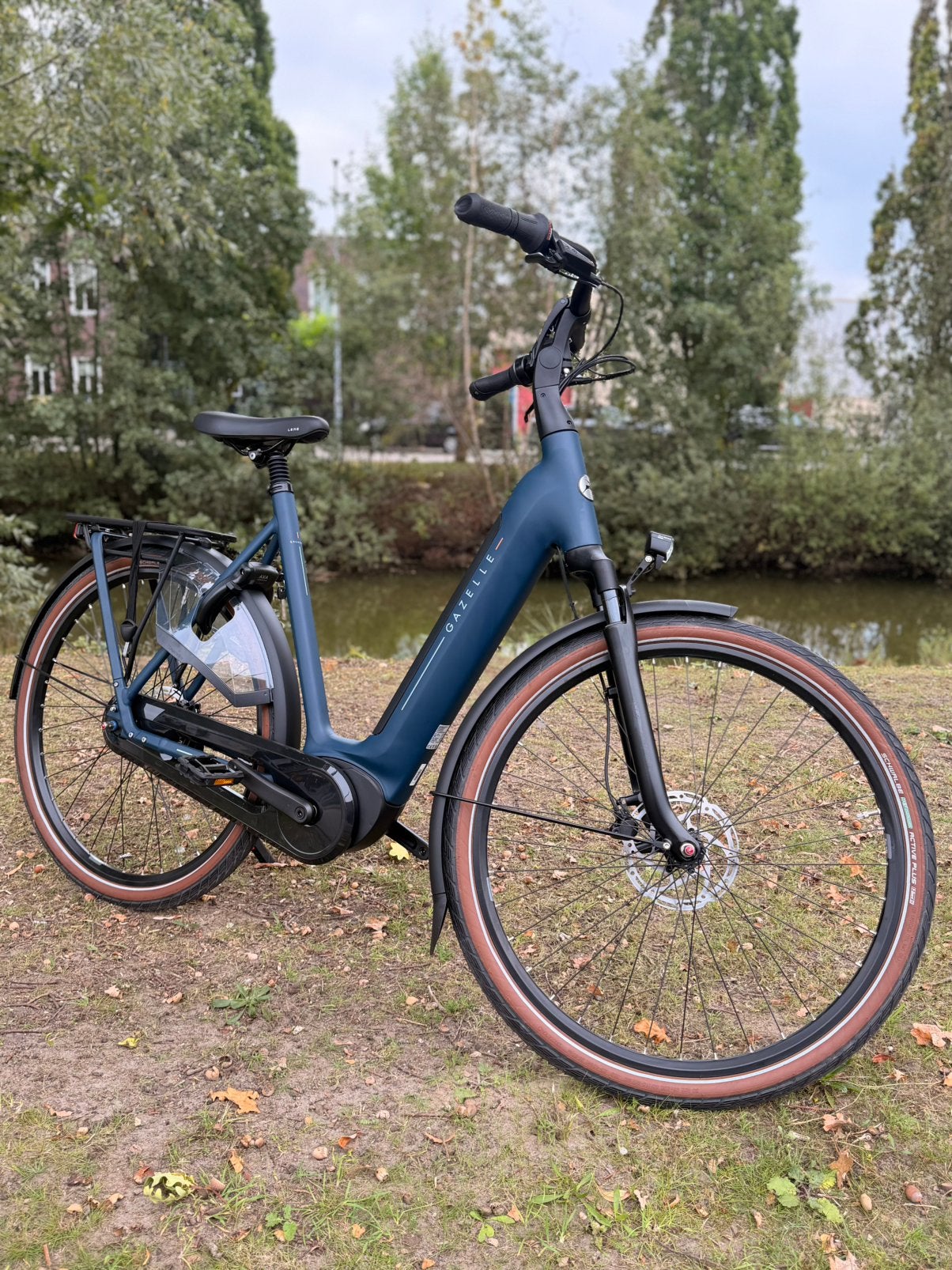 Gazelle Grenoble C8 HMB d61cm mat blauw 600 pakket, Ophalen, Zo goed als nieuw, Gazelle