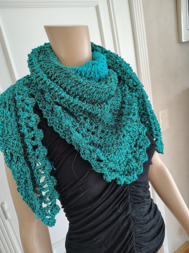 Donker gras groene punt sjaal met glitters, Vêtements | Femmes, Bonnets, Écharpes & Gants, Envoi, Neuf, Écharpe