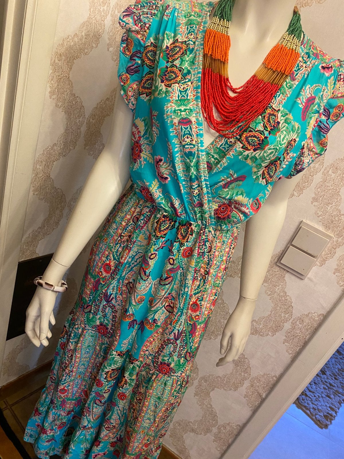 TRÈS BELLE ROBE D'ÉTÉ FRAÎCHE ET COLORÉE, Enlèvement ou Envoi, Neuf