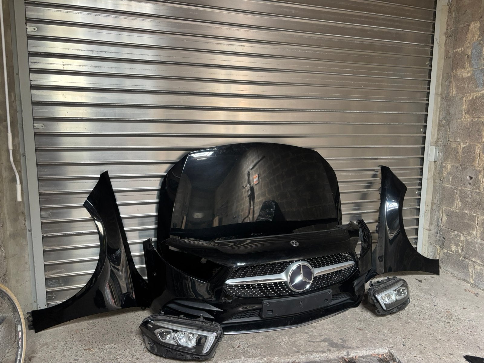 Face avant complete  Mercedes a180d amg line, Enlèvement ou Envoi, Avant, Pare-chocs