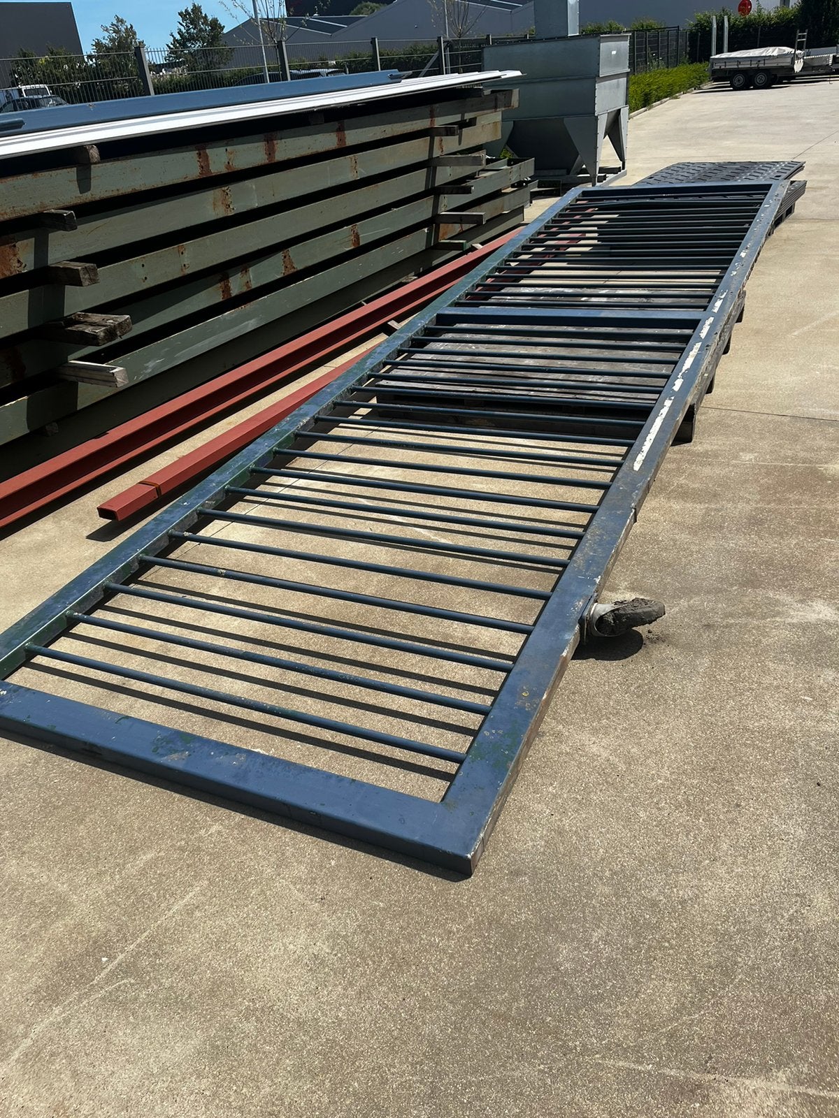 Zware metalen poort / afsluiting, Enlèvement, Autres types, Avec portail, Utilisé