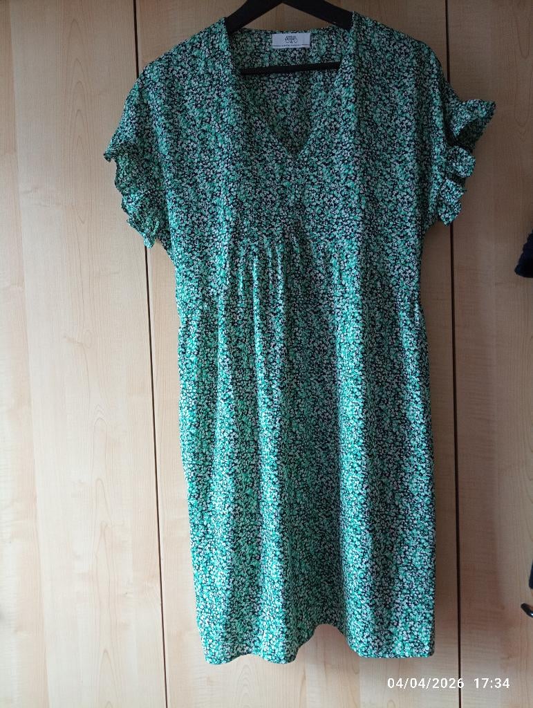 Robe, Ophalen, Zo goed als nieuw, Maat 36 (S), Le temps des cerises