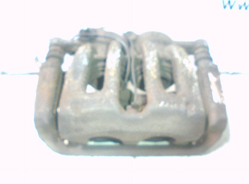 REMKLAUW RECHTS VOOR Peugeot 407 (6C / J) (01-2005/03-2011), Kontakt-peugeot@peugeot.com, Gebruikt, Peugeot Deutschland GmbH, Bahnhofsplatz
65423  Rüsselsheim, DE